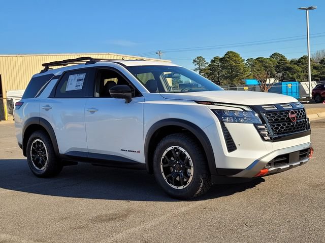 New 2026 Nissan Pathfinder Rock Creek w/ Rock Creek Premium Package AWD/4WD image 5