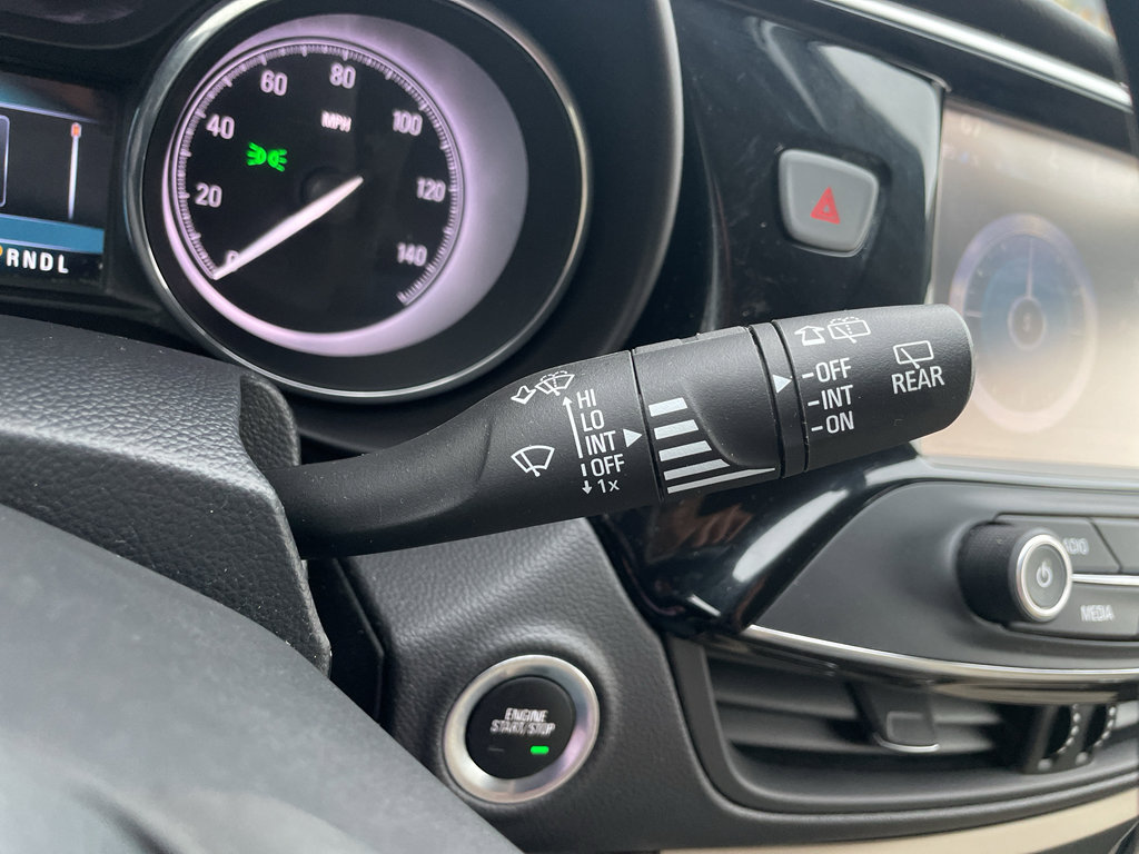 Used 2020 Buick Envision Essence FWD image 26