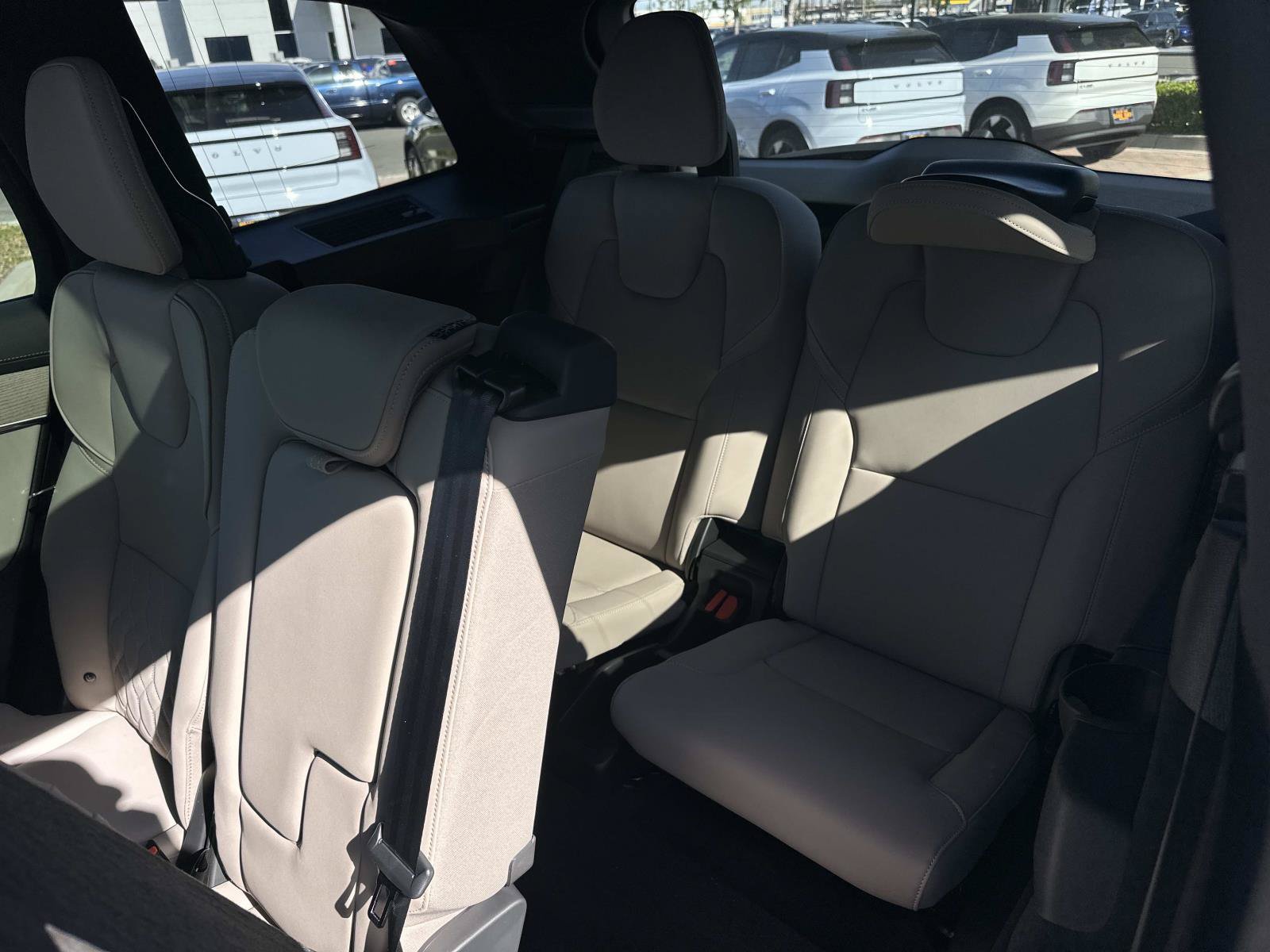 New 2026 Volvo XC90 T8 Plus AWD/4WD image 18