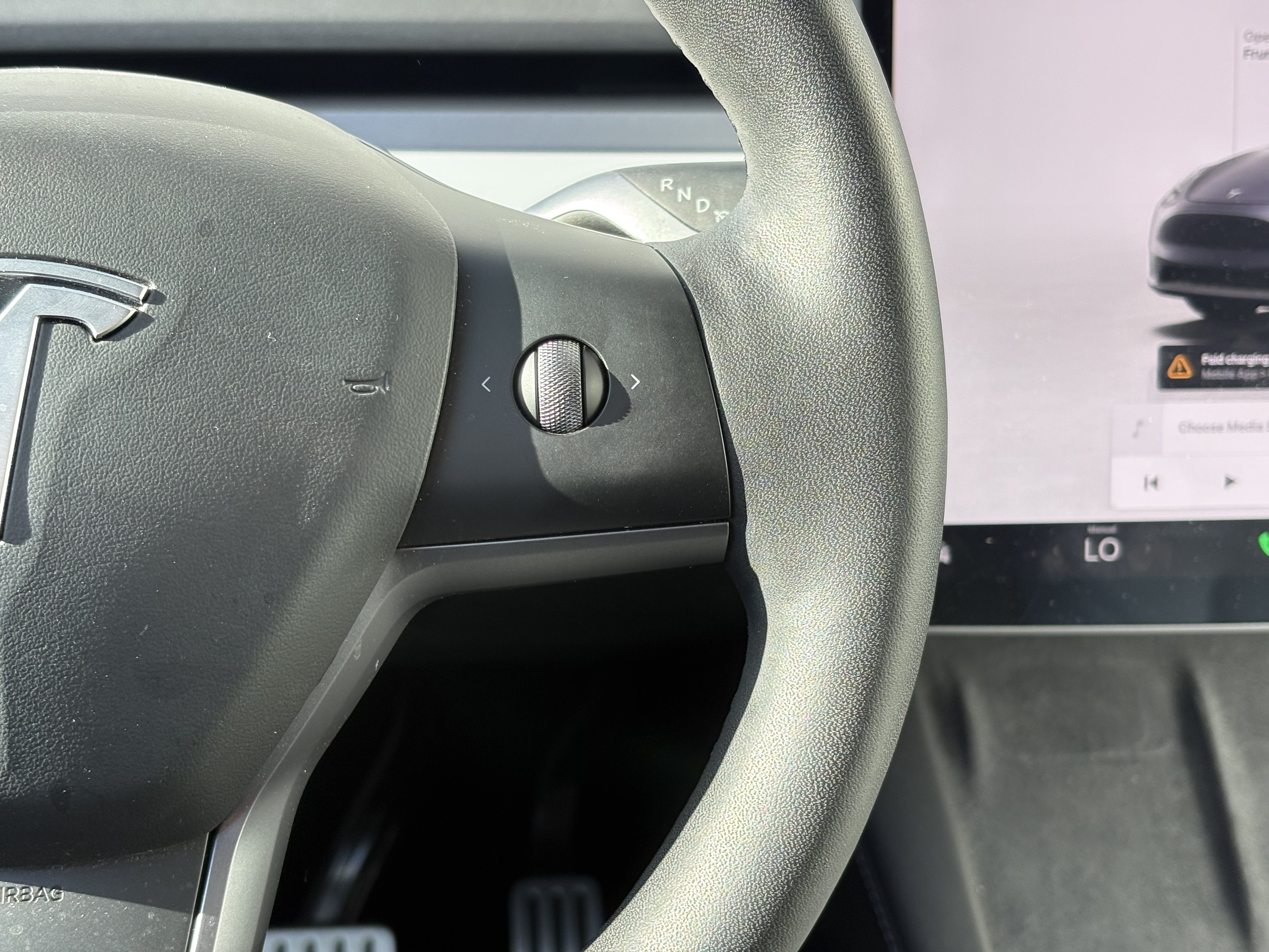 Used 2023 Tesla Model Y Performance AWD/4WD image 15