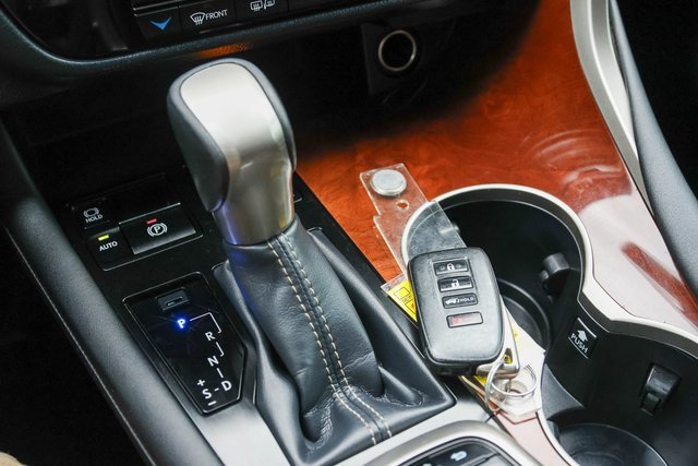 Used 2019 Lexus RX 350L FWD image 25