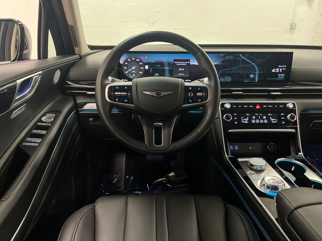 Used 2025 Genesis GV80 2.5T Standard AWD/4WD image 16