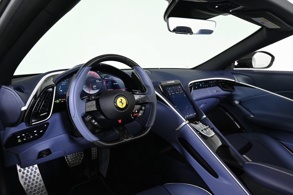 Used 2025 Ferrari Roma Spider RWD image 3
