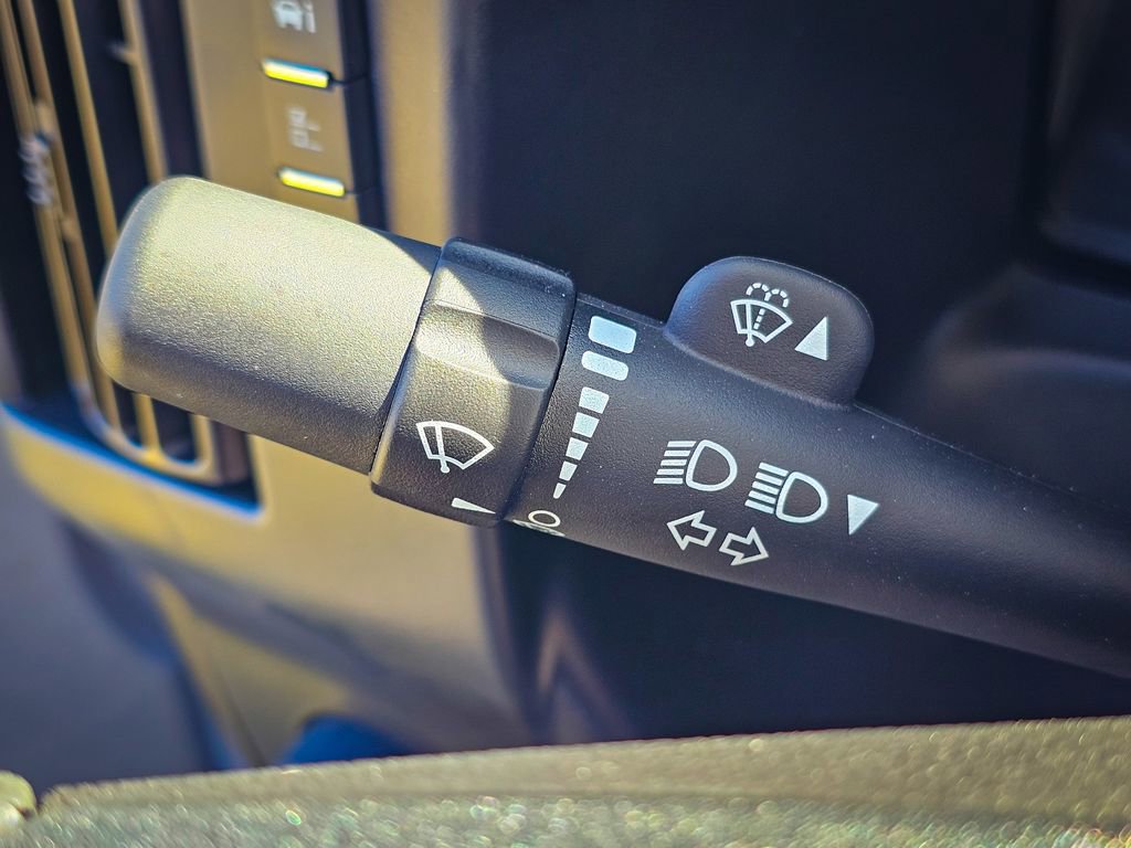 New 2025 GMC Savana 2500 w/ Driver Convenience Package image 17