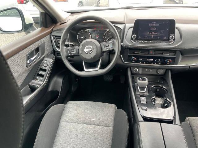 Certified 2023 Nissan Rogue SV image 8