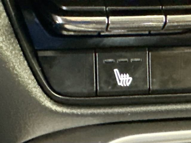 Used 2025 MAZDA CX-70 3.3 Turbo w/ Preferred Package image 17