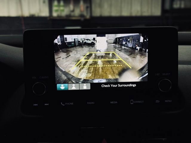 Used 2023 Honda HR-V LX image 33