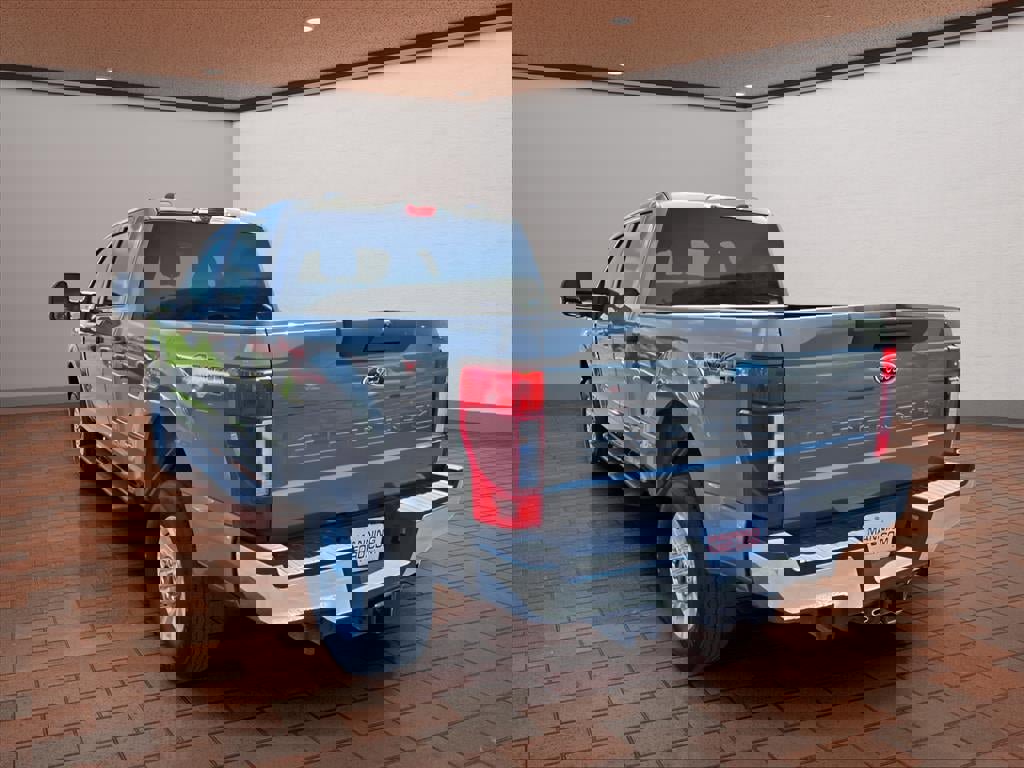 Used 2022 Ford F350 XLT image 6