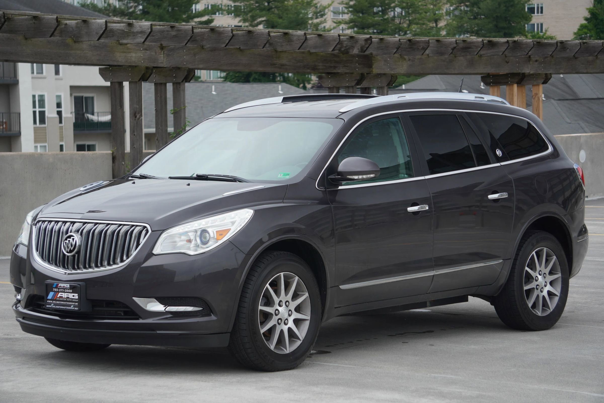 Used 2017 Buick Enclave Convenience image 3