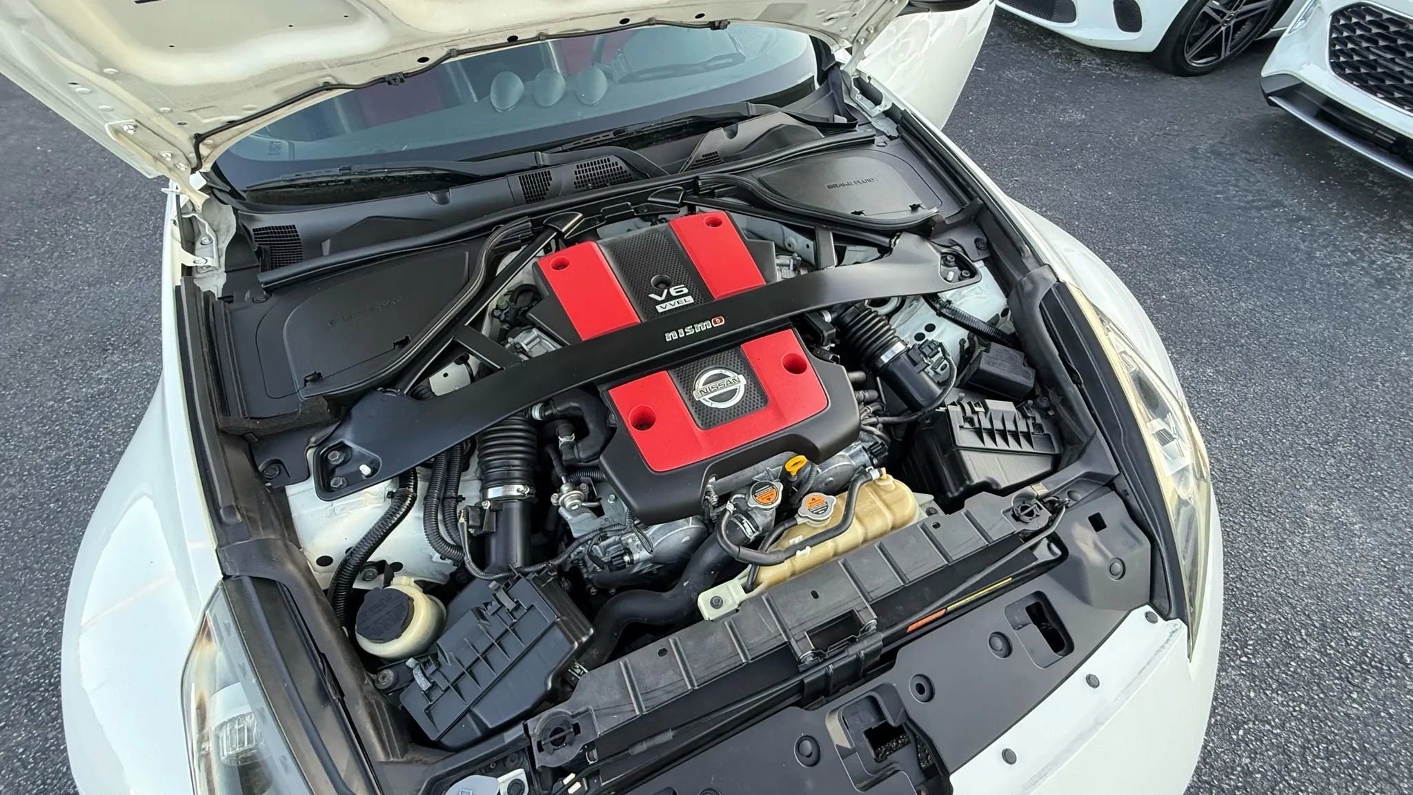 Used 2016 Nissan 370Z NISMO image 21