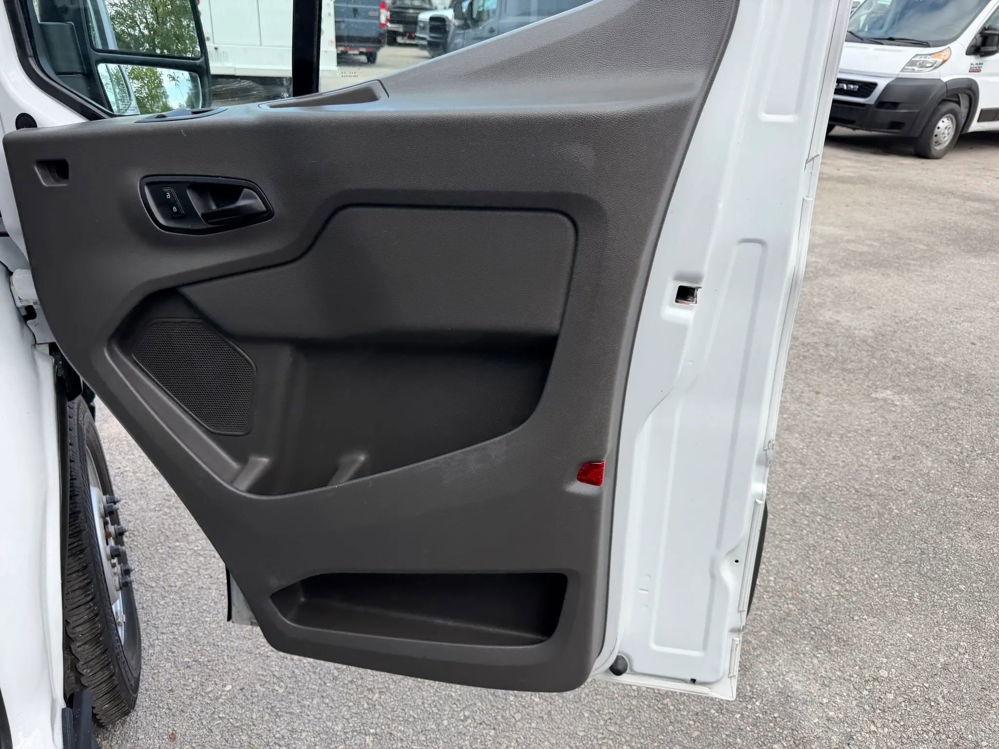 Used 2025 Ford Transit 250 148 High Roof AWD image 16