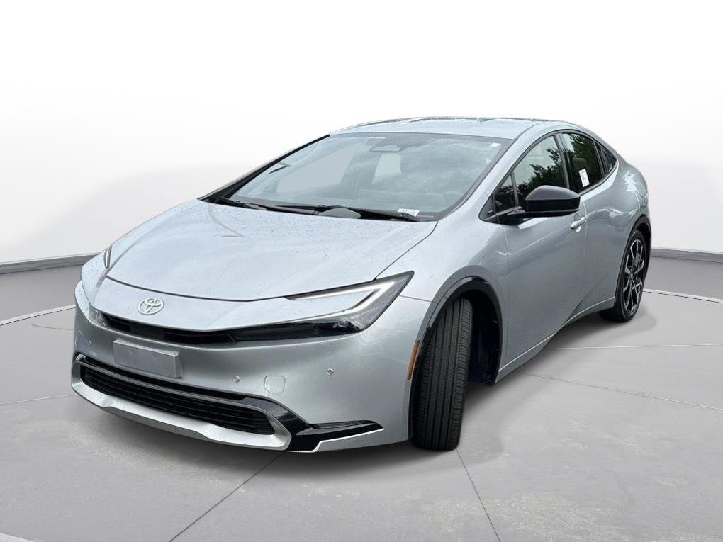 Used 2025 Toyota Prius Plug-In Hybrid FWD image 2