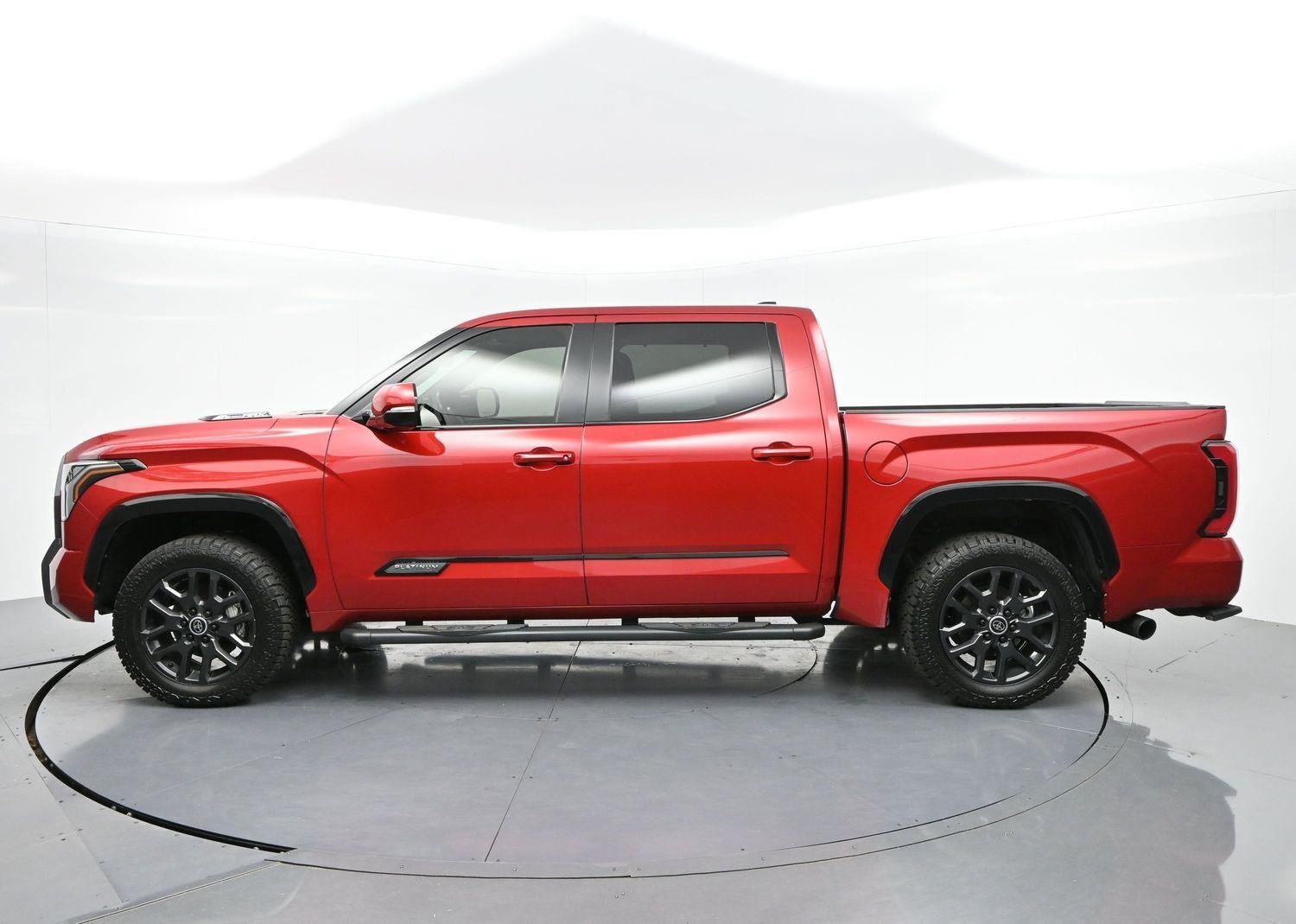Used 2024 Toyota Tundra Platinum AWD/4WD image 4