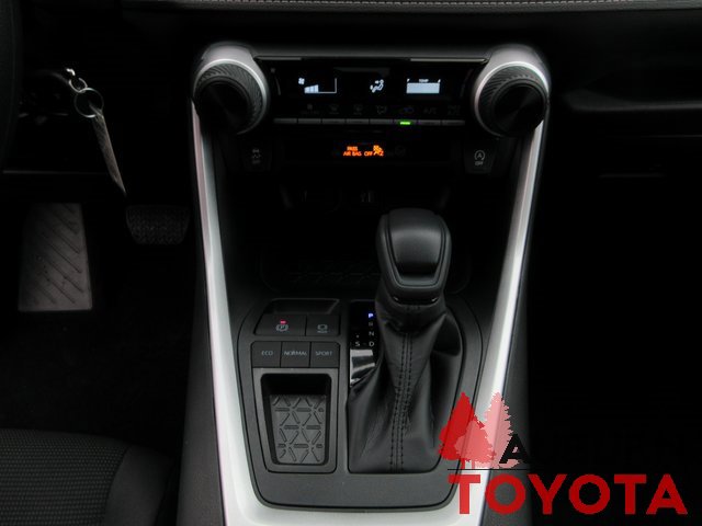 New 2025 Toyota RAV4 LE image 10