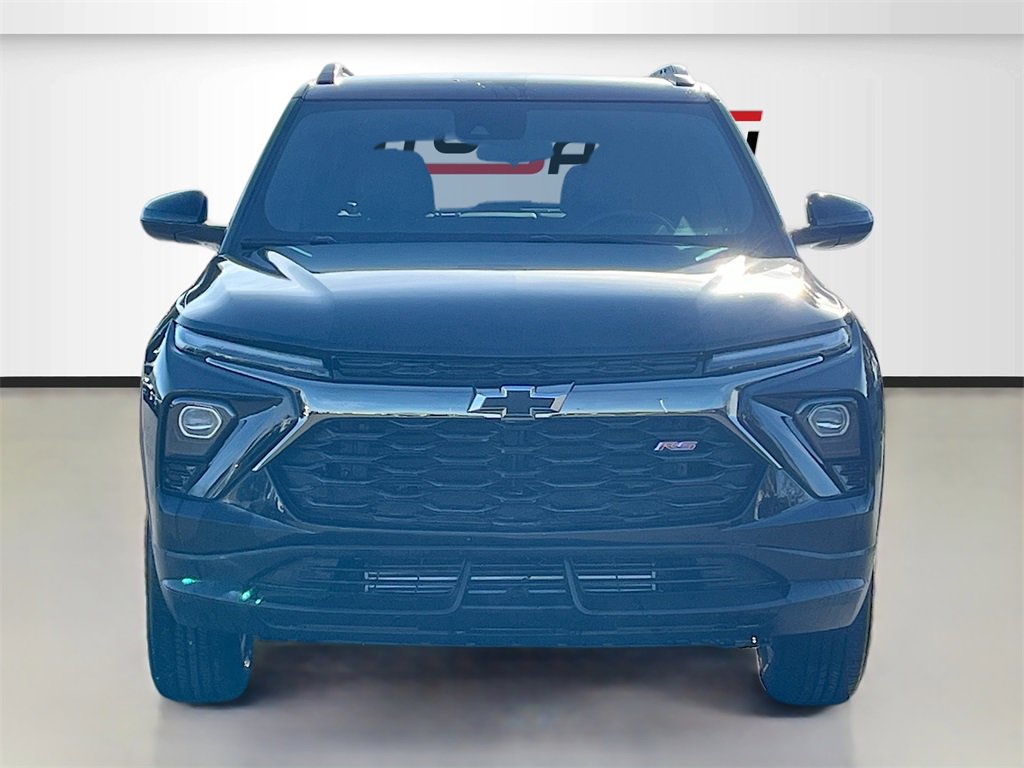 Used 2025 Chevrolet TrailBlazer RS image 2