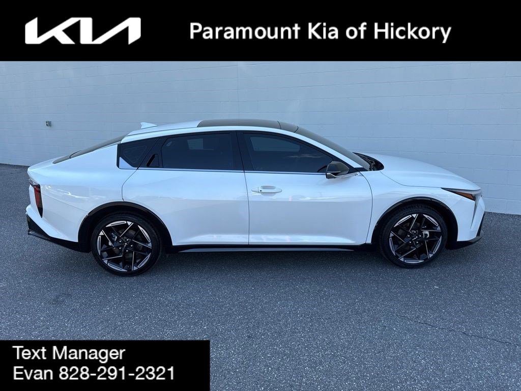 Used 2025 Kia K4 GT-Line w/ GT-Line Sunroof Package FWD image 8