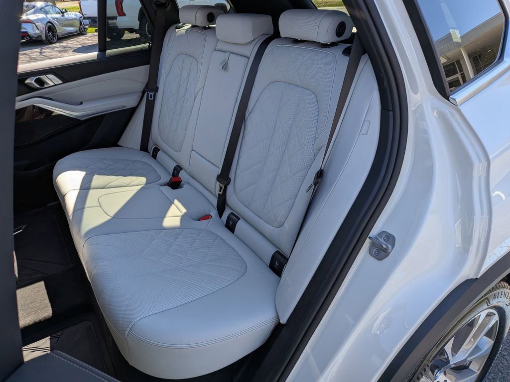Used 2026 BMW X5 xDrive40i w/ Climate Comfort Package AWD/4WD image 20