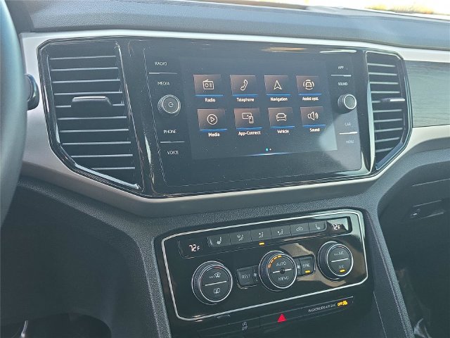 Used 2023 Volkswagen Atlas SE w/ Panoramic Sunroof Package FWD image 18