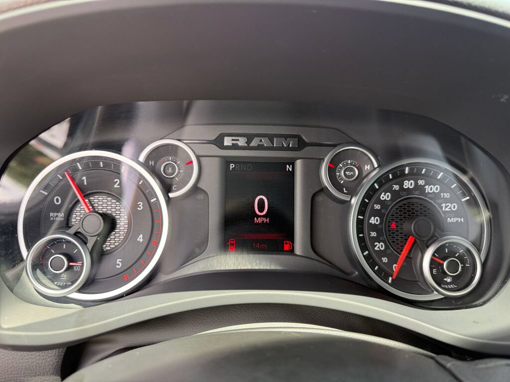 New 2026 RAM 3500 Tradesman AWD/4WD image 30