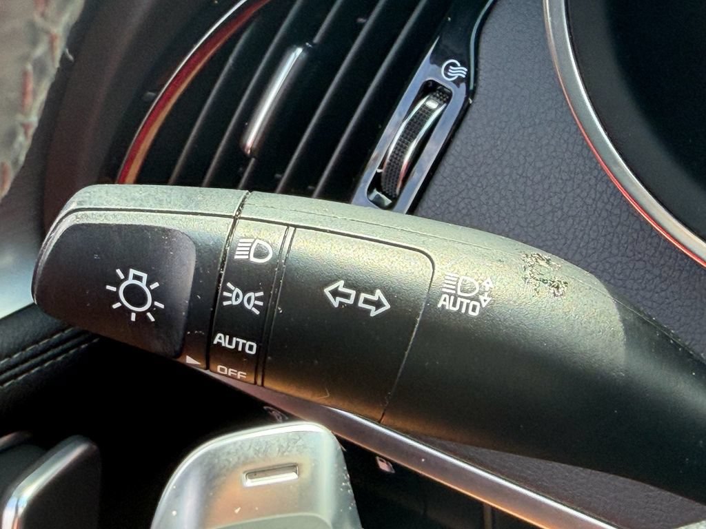 Used 2022 Kia Stinger GT1 RWD image 31