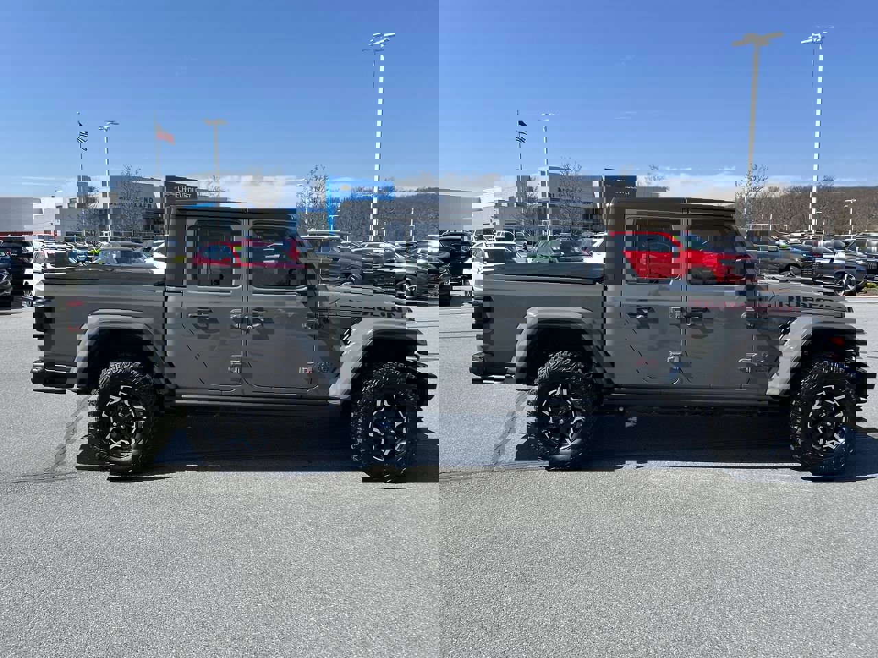 Used 2020 Jeep Gladiator Rubicon w/ LED Lighting Group AWD/4WD image 8