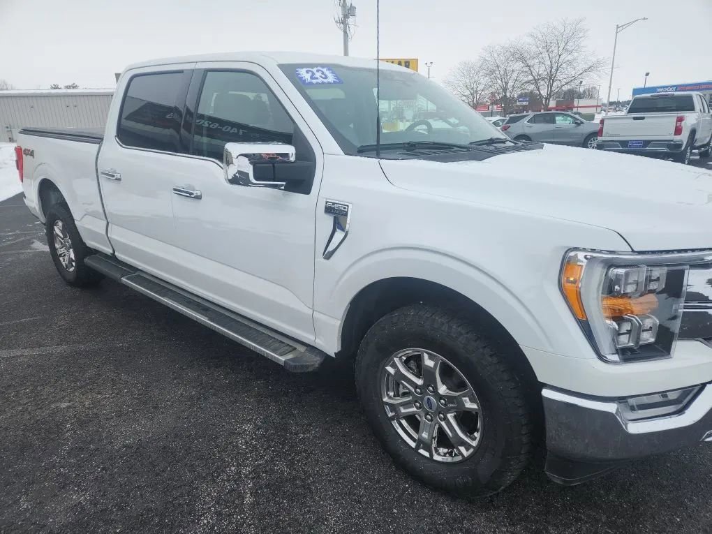 Used 2023 Ford F150 Lariat AWD/4WD image 3