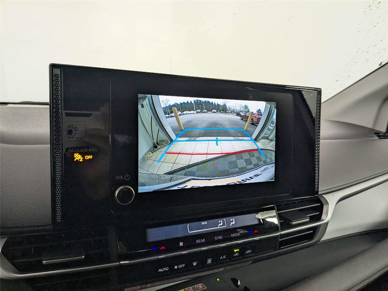 New 2026 Toyota Sienna LE image 17