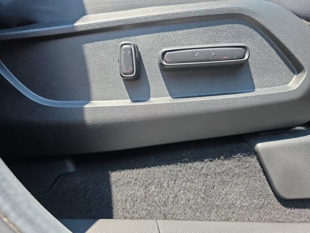 Certified 2025 Honda Pilot TrailSport image 37