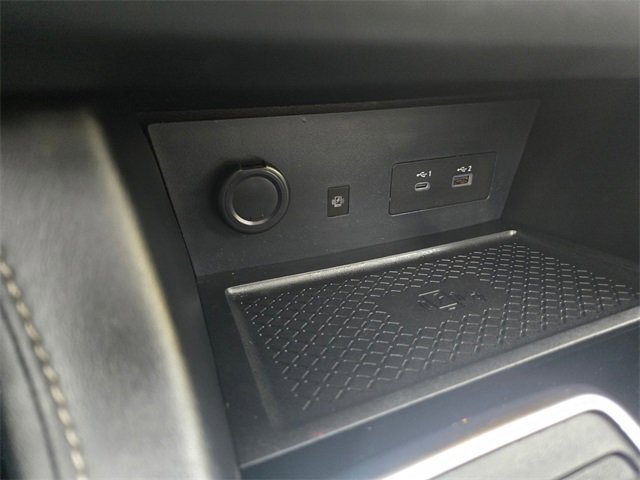 Used 2022 Nissan Pathfinder SL w/ SL Premium Package image 32