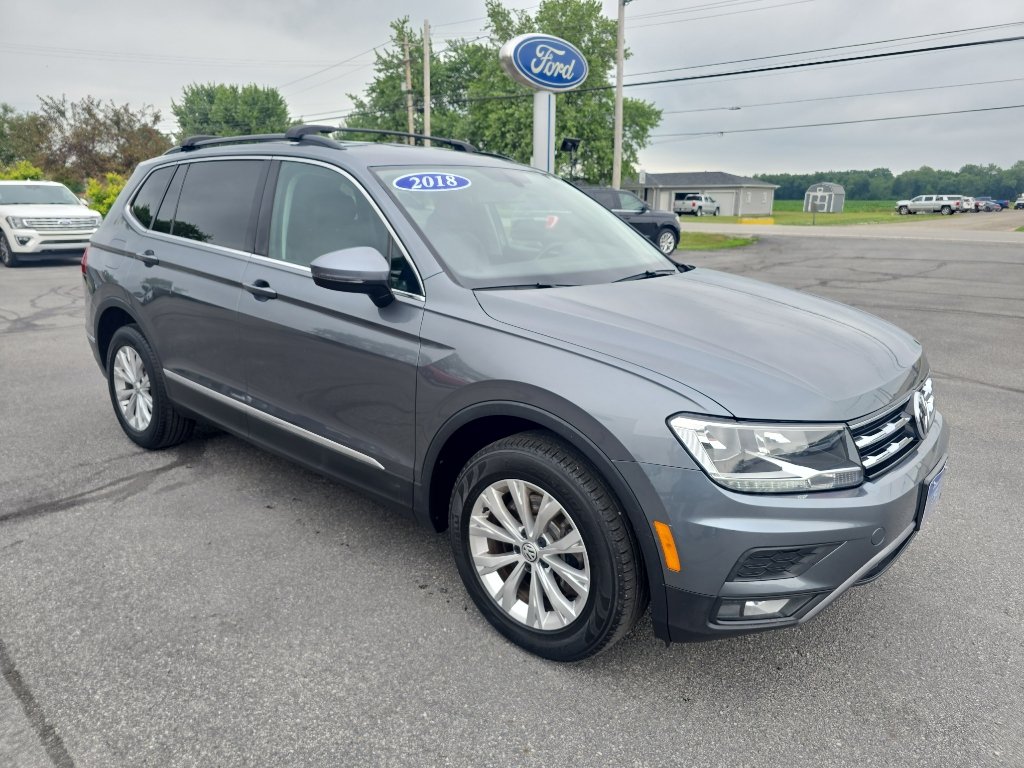 Used 2018 Volkswagen Tiguan SE FWD image 4