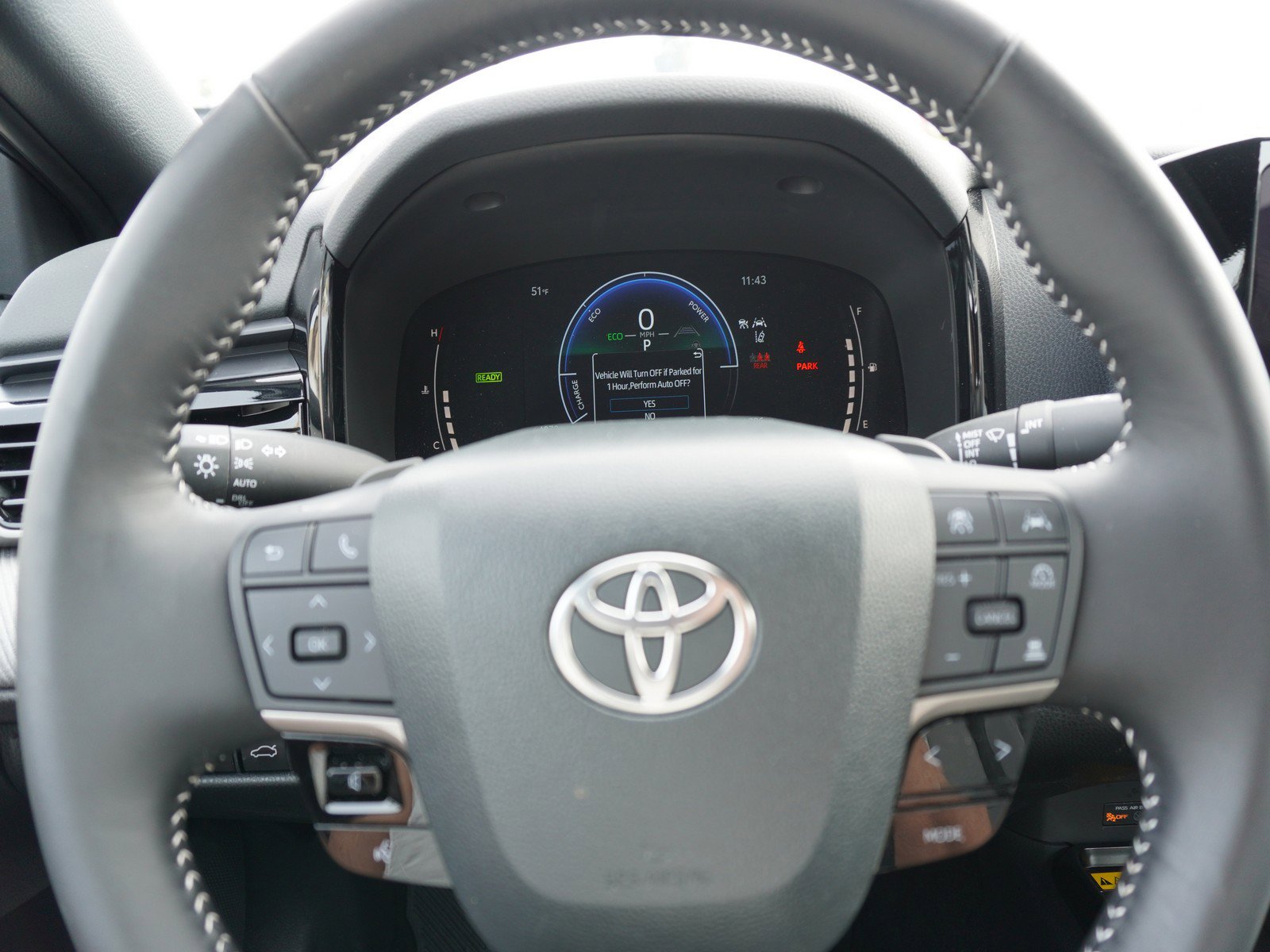 Used 2025 Toyota Camry SE image 22