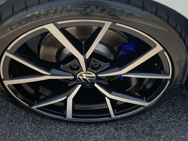 Used 2022 Volkswagen Golf R AWD/4WD image 35