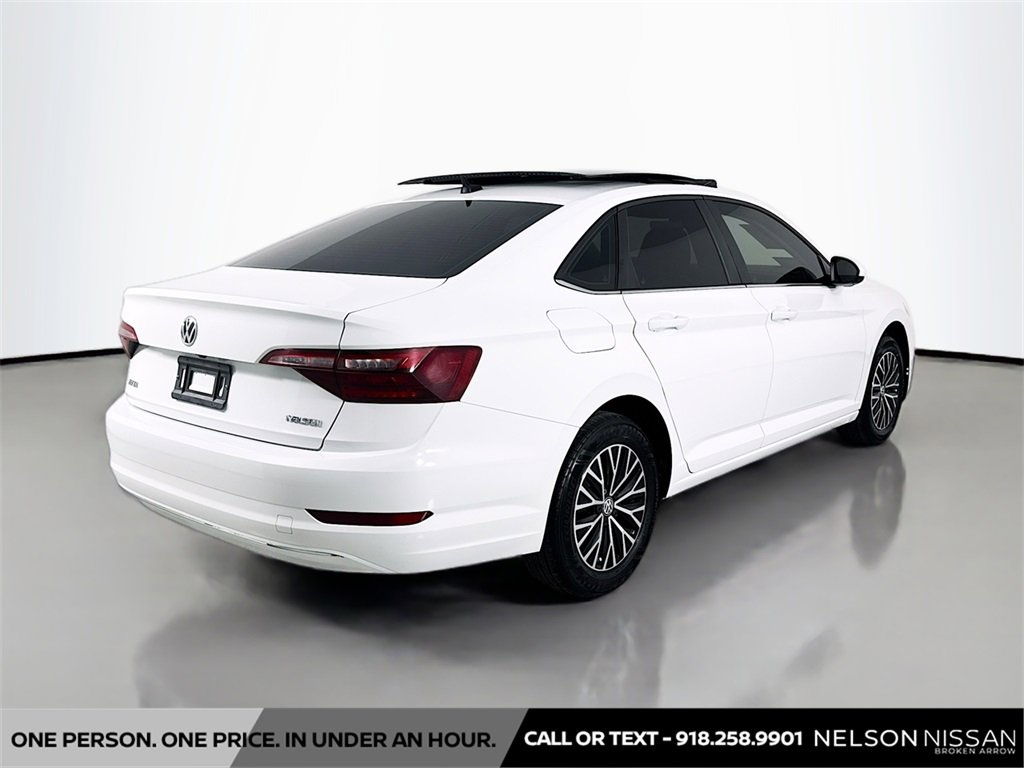 Used 2020 Volkswagen Jetta SE w/ SE Cold Weather Package image 5