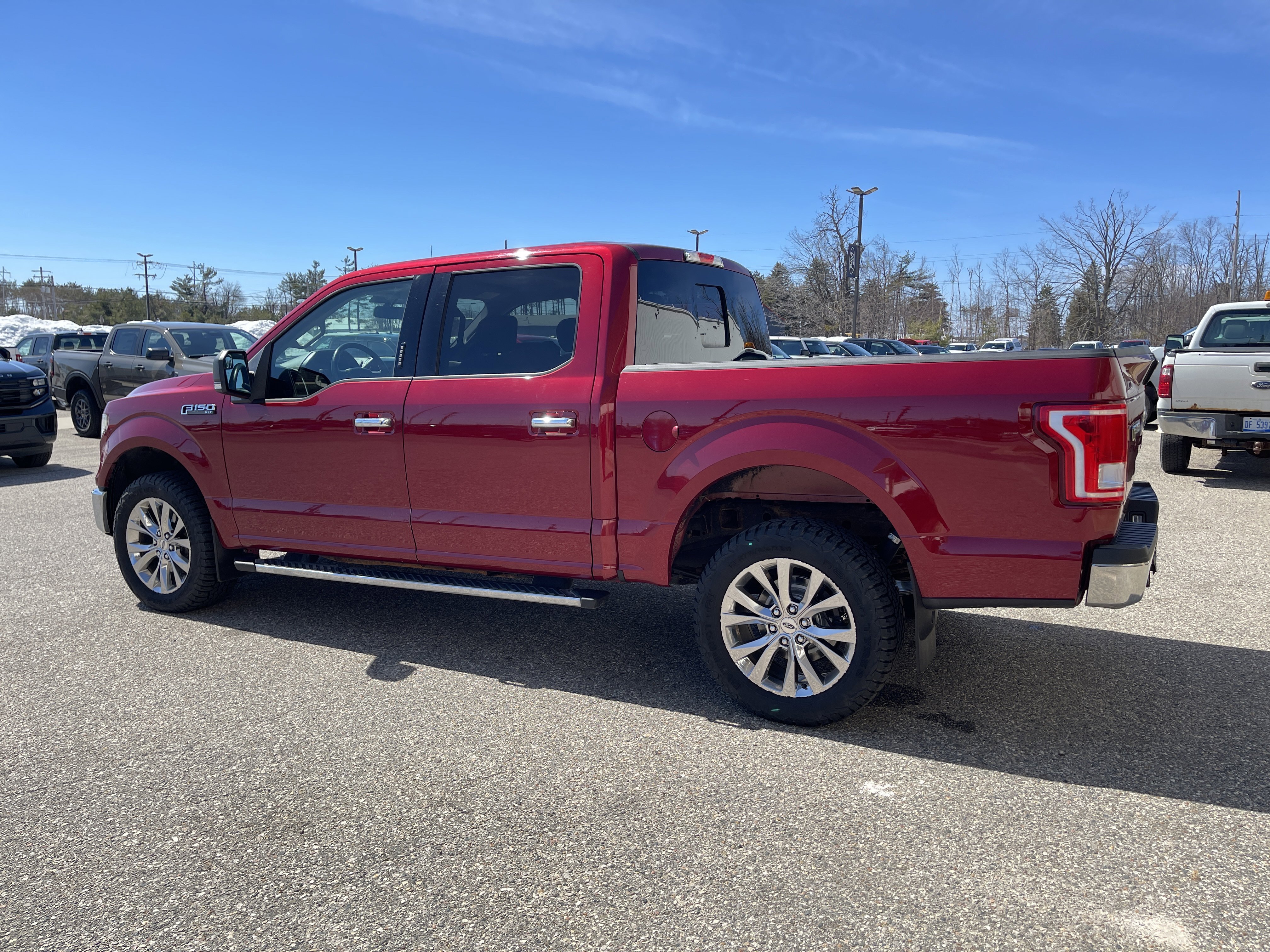 Used 2015 Ford F150 XLT w/ Equipment Group 302A Luxury image 5