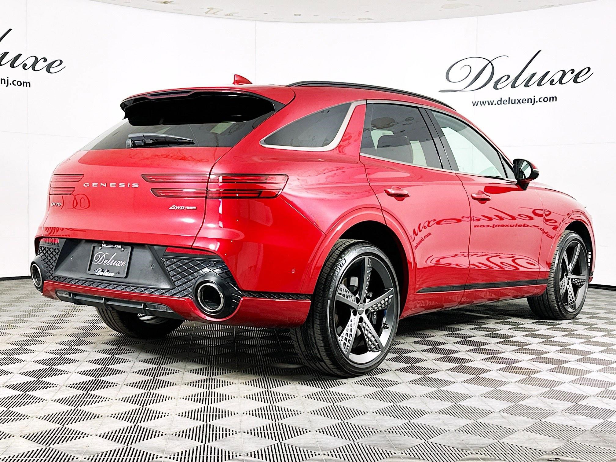 Used 2024 Genesis GV70 3.5T Sport w/ Sport Prestige Package image 6