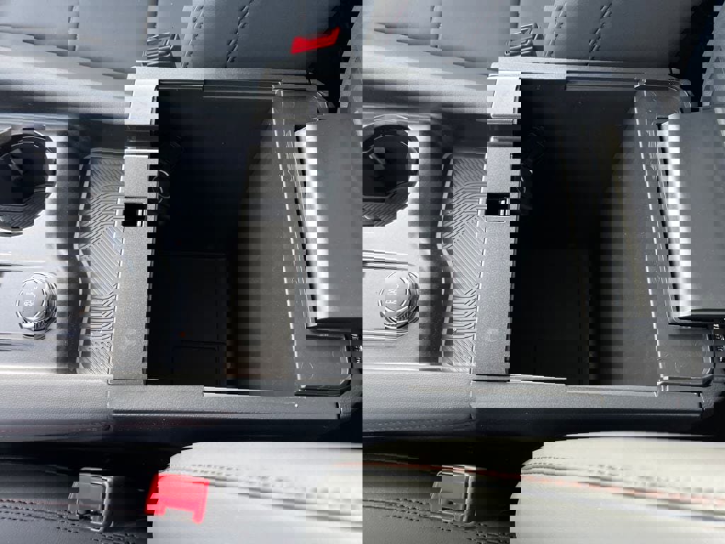 New 2026 Ford Explorer Active image 20