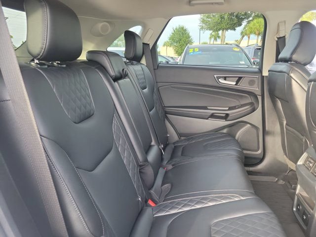 Used 2023 Ford Edge Titanium AWD/4WD image 10