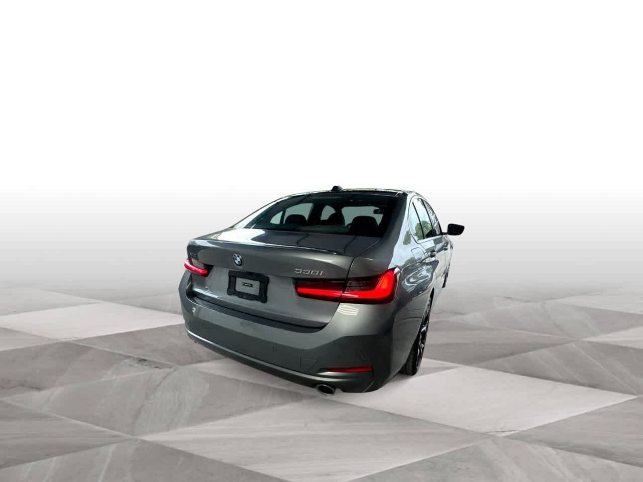 Used 2026 BMW 330i xDrive Sedan AWD/4WD image 8