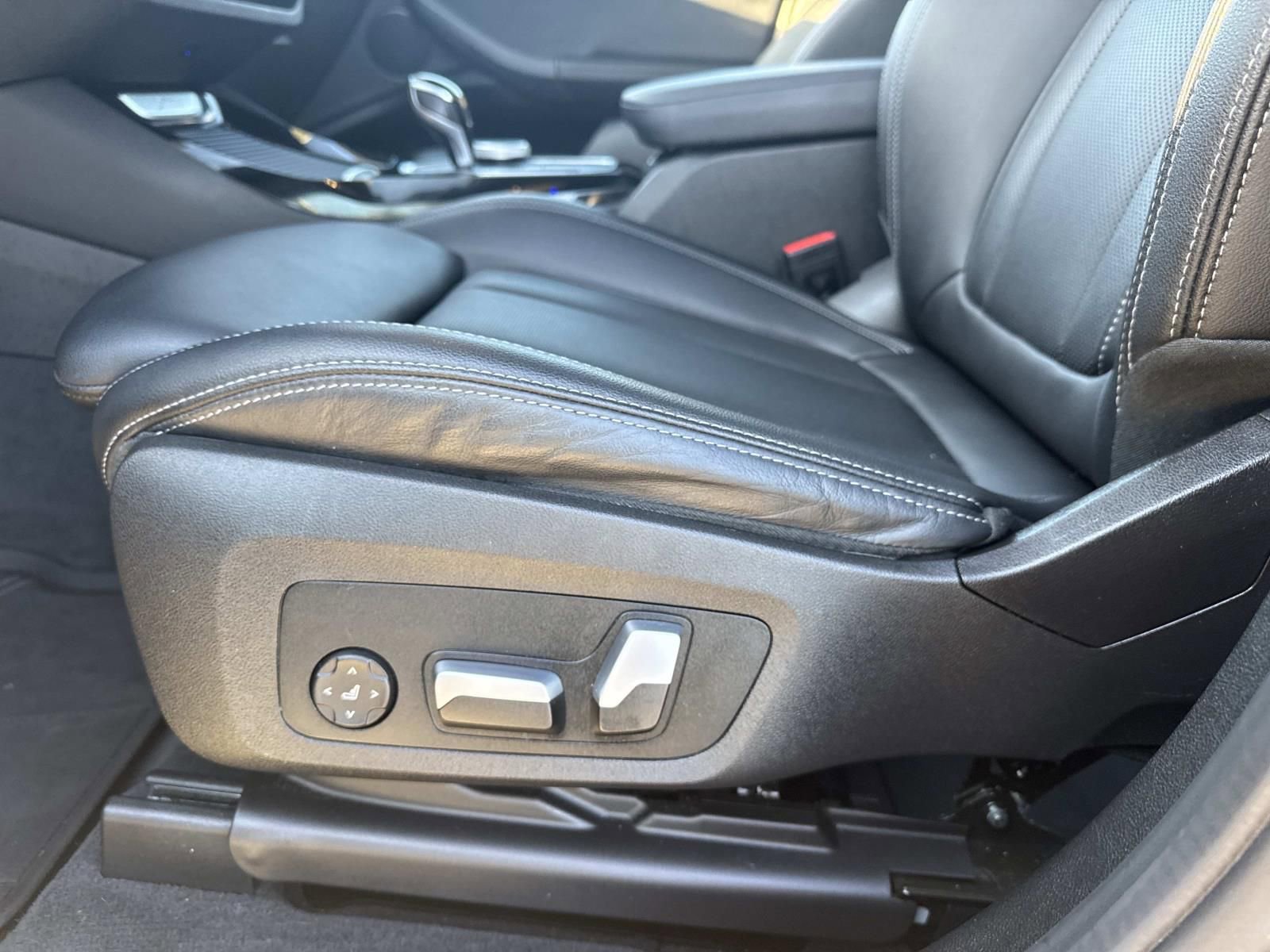 Used 2022 BMW X3 sDrive30i w/ Convenience Package image 16