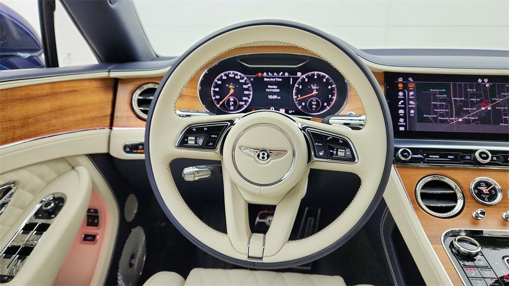 New 2024 Bentley Continental GT Azure image 16