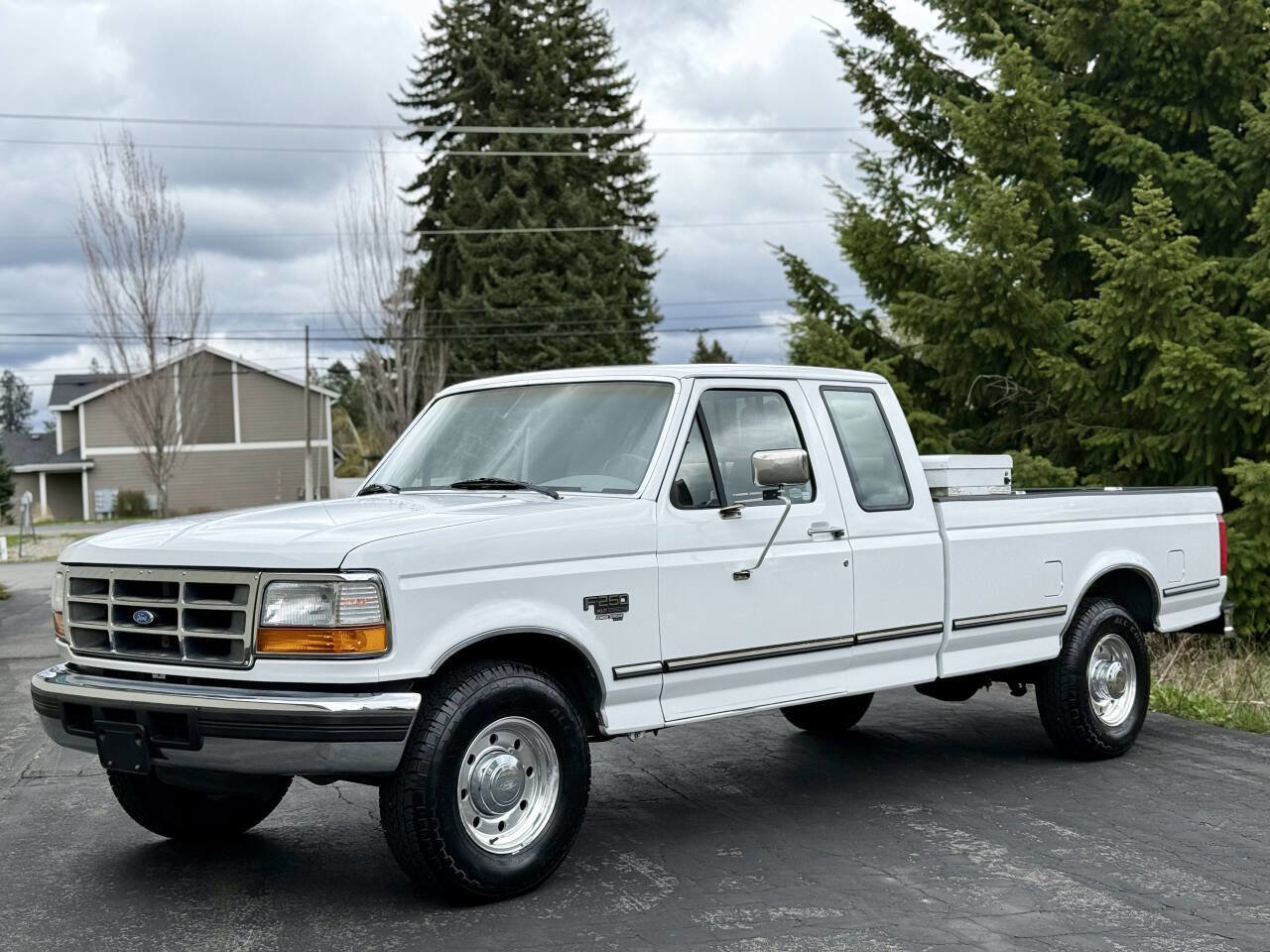 Used 1995 Ford F250 XLT image 6