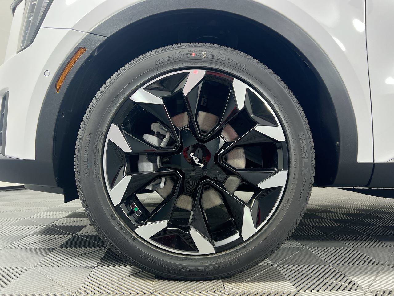 New 2026 Kia Sorento SX FWD image 11