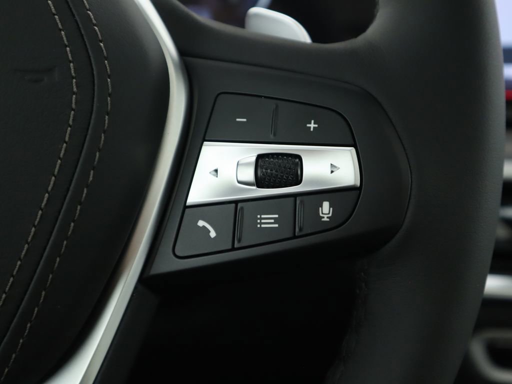 Used 2026 BMW X5 sDrive40i w/ Climate Comfort Package image 13