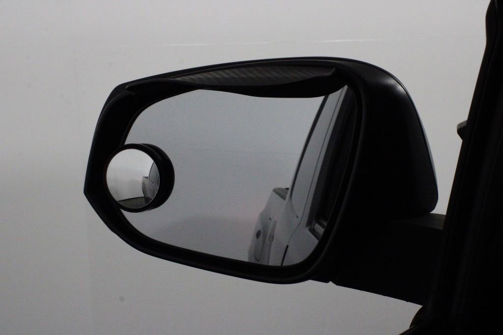 Used 2019 Toyota Tacoma SR5 image 31