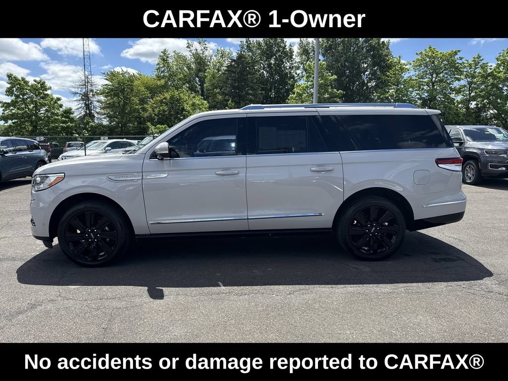 Certified 2023 Lincoln Navigator L Reserve AWD/4WD image 2