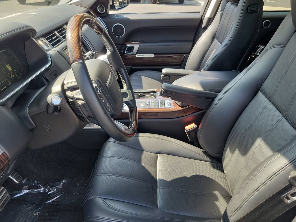 Used 2016 Land Rover Range Rover Supercharged AWD/4WD image 17