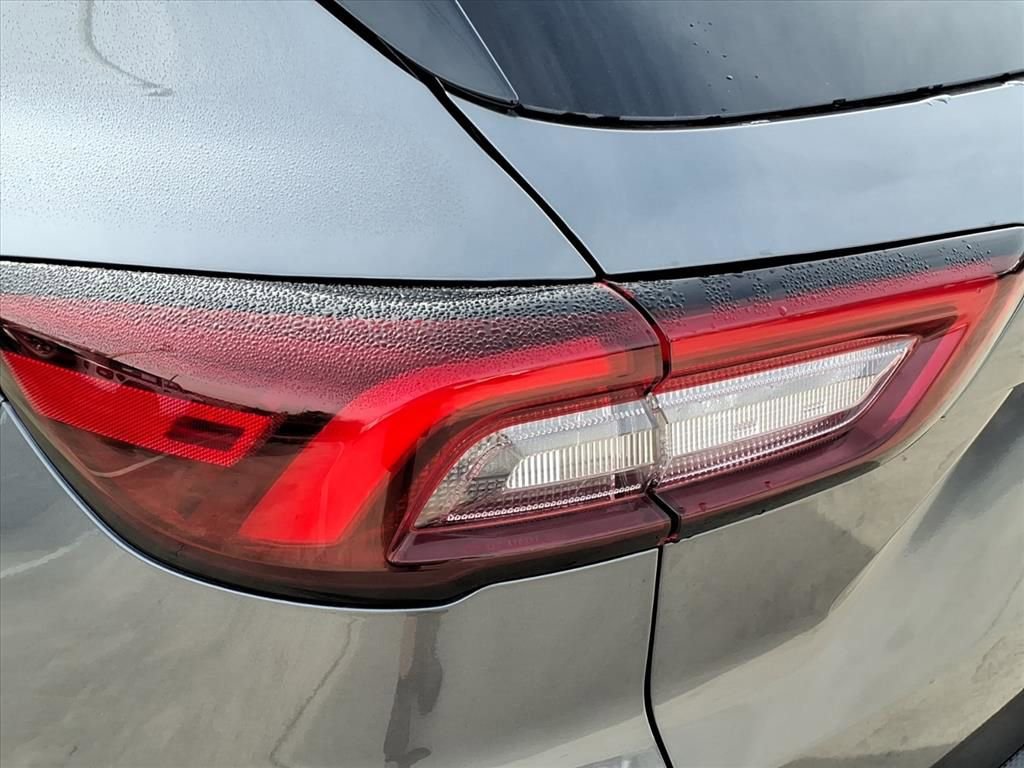 Used 2025 Ford Escape ST-Line image 12