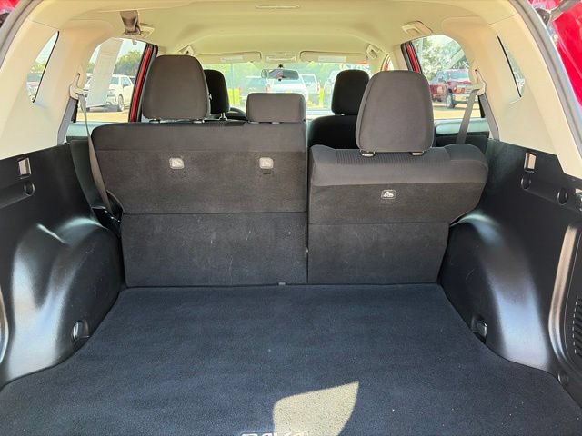 Used 2014 Toyota RAV4 LE AWD/4WD image 39