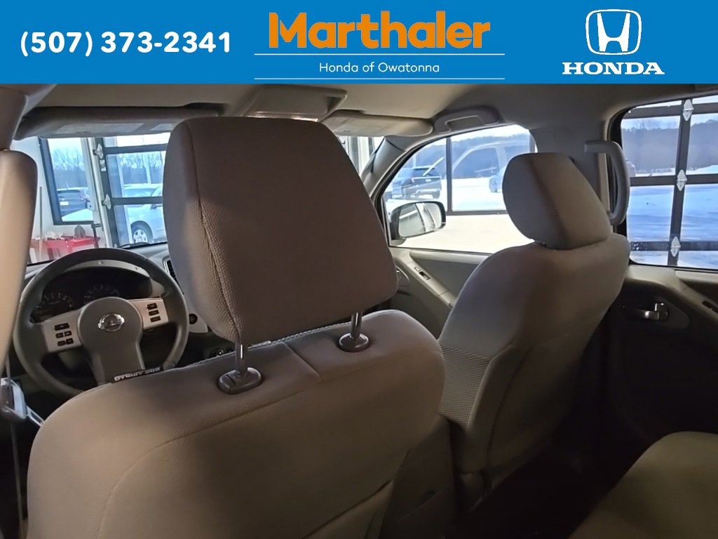 Used 2018 Nissan Frontier SV image 14