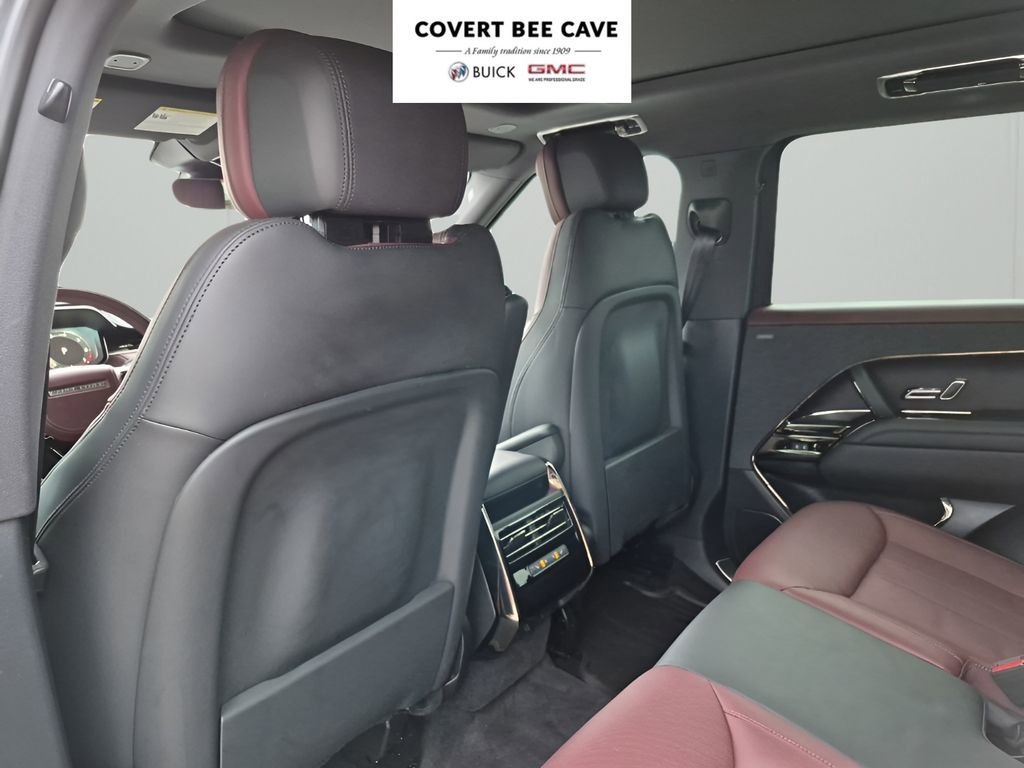 Used 2023 Land Rover Range Rover Sport SE Dynamic image 19